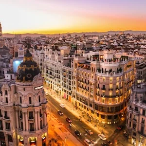 Calle histórica de Madrid, España